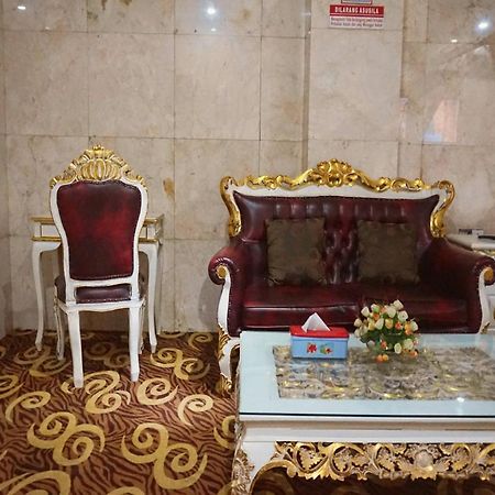 Gran Surya Hotel Bekasi Bagian luar foto